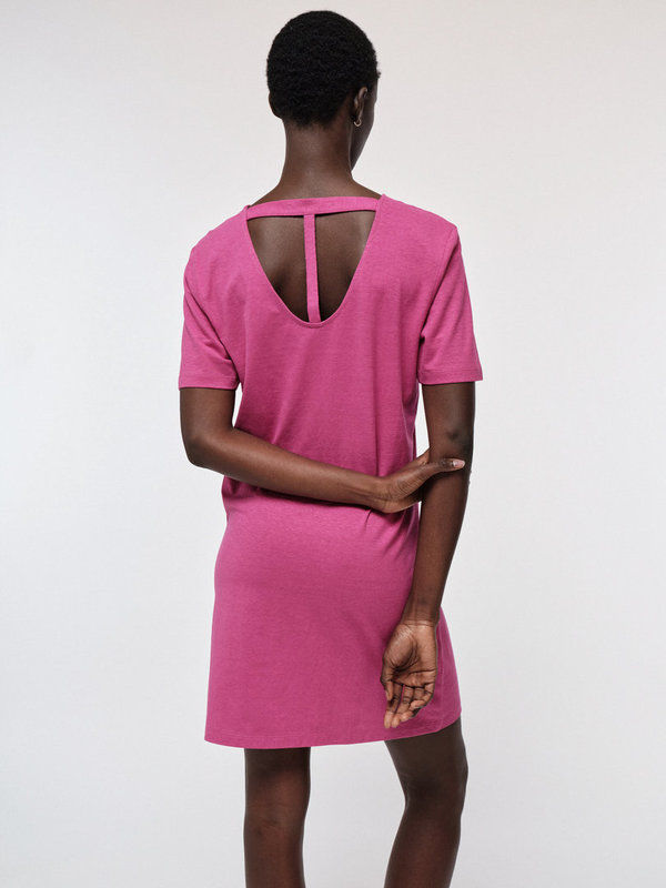Kleid mit Rückenausschnitt - pink